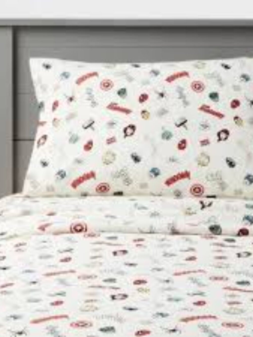 NWT Marvel Icons QUEEN 4pc Sheet Set - The Marvel Collection
